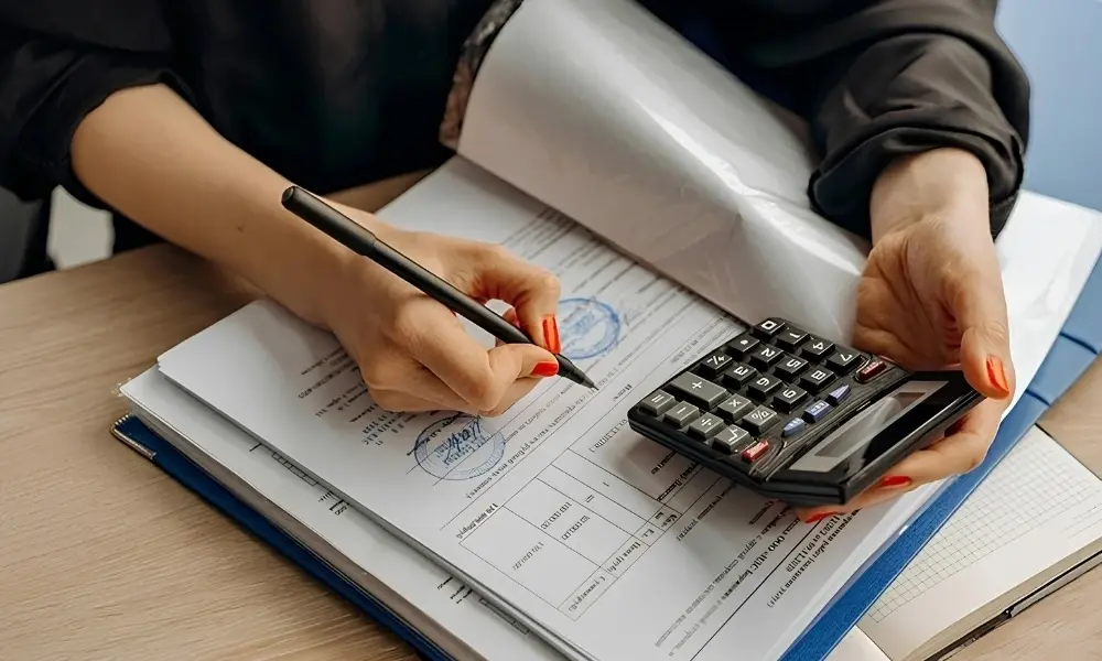 Why Financial Forecasting Should Be Part of Your Tax Planning in 2026 1 How Much Does a Tax Professional Cost in 2026?